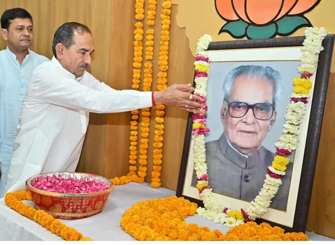भैरोंसिंह शेखावत जी का जीवन राष्ट्रसेवा, सुशासन और संगठन समर्पण का आदर्श : मदन राठौड़
