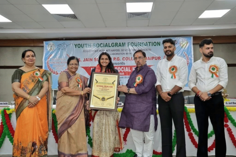 dr Arun Chaturvedi