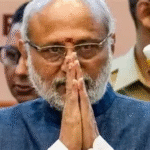 enadeee ke uparaashtrapati ke ummeedavaar seepee raadhaakrshnan aaj karenge naamaankan naee dillee,neshanal desk / enadeee ke uparaashtrapati pad ke ummeedavaar seepee raadhaakrshnan apana nomineshan aaj yaanee budhavaar ko karenge. beejepee ke mutaabik subah kareeb 11 baje nomineshan kiya jaega aur is dauraan pradhaanamantree narendr modee bhee maujood rahenge. saansadon ke lie varkashop beejepee apane saansadon ke lie varkashop bhee karegee. isamen saansadon ko sansad se jude pahaluon ke baare mein to bataaya jaega. saath hee uparaashtrapati pad ke lie kis tarah voting hogee aur unhen voting karate vakt kya dhyaan rakhana hai yah bhee bataaya jaega. saansadon ka orienteshan vaise to lokasabha chunaav ke baad nae saansadon ka beejepee orienteshan prograam karatee rahee hai. lekin is baar yah nahin ho paaya tha. beejepee sootron ke mutaabik ab 6 se 8 sitambar tak saansadon kee varkashop kee jaegee. isamen unhen sansad ke vibhinn niyamon ke baare mein bhee bataaya jaega. is baar beejepee ke 100 se jyaada saansad aise hain jo pahalee baar lokasabha chunaav jeetakar aae hain. aise mein sansad ke jarie to sabhee saansadon ko besik jaanakaariyaan dee ja chukee hain. lekin beejepee inake lie alag se varkashop bhee aayojit kar rahee hai. isake saath hee beejepee apane saansadon ko uparaashtrapati chunaav kee prakriya ke baare mein bhee bataegee. Show more 1,134 / 5,000 NDA's Vice Presidential candidate CP Radhakrishnan will file his nomination today