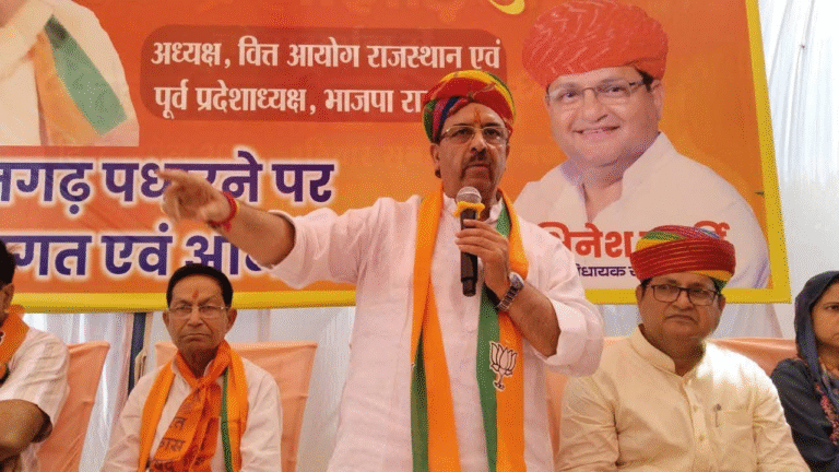 dr Arun Chaturvedi