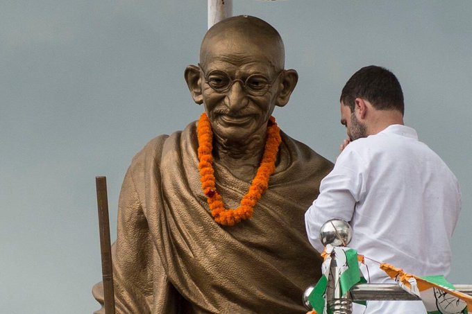 Rahul Gandhi, Mallikarjun Kharge, and other Congress party leaders paid tribute on Gandhi Jayanti.